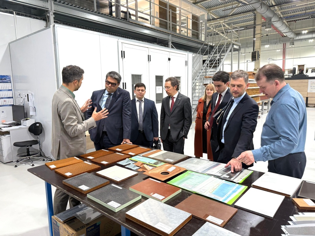 i9_aclvncaI0nLP04_voWXMhpMvA8_dPTNAOv2MZm8qNLAsXQ6vS0G0eoAEilvlesksk-ooa-AENlhgrOqs37rNU (1).jpg