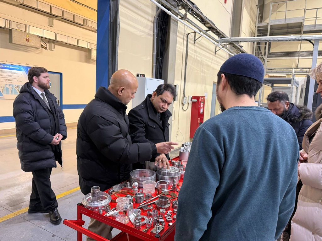 photo_5463379923469798668_w (2).jpg